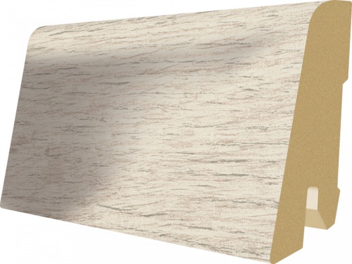 SOKLOVÁ LIŠTA EGGER