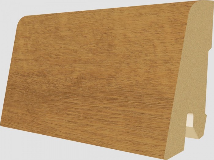 SOKLOVÁ LIŠTA EGGER