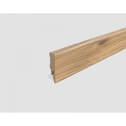 SOKLOVÁ LIŠTA EGGER