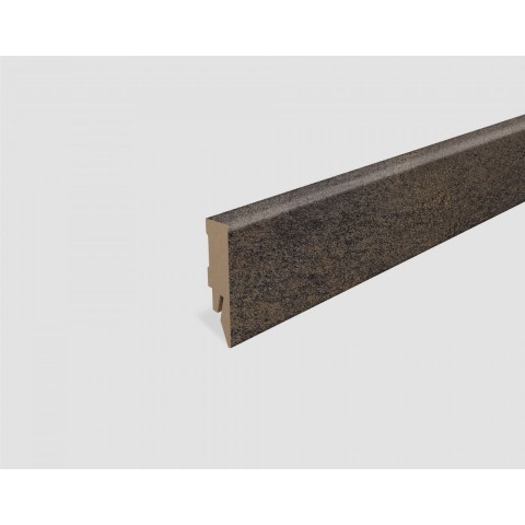 SOKLOVÁ LIŠTA EGGER